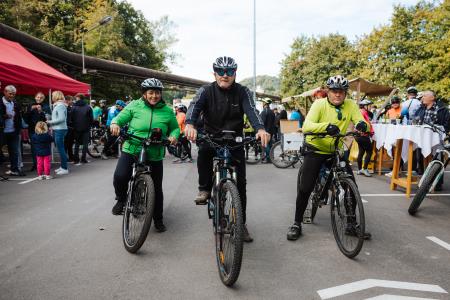 Otvoritev kolesarske CE-SˇT-SˇE-141